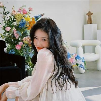 歌女五美图